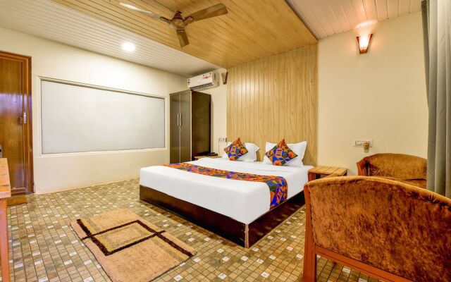 Fabhotel Bellini Morjim Resort
