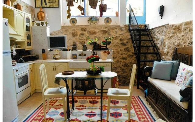KH Traditional House