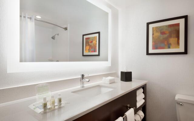 Holiday Inn Rock Island by IHG