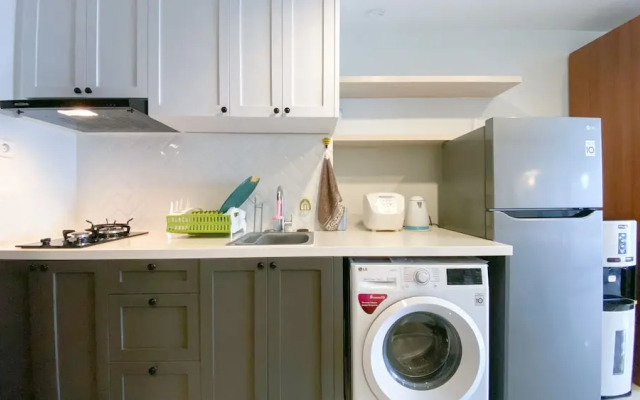 Modern Classic Studio At West Vista Apartment