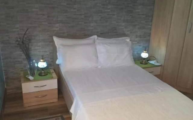 Charming Studio Flat in Pr anj Montenegro