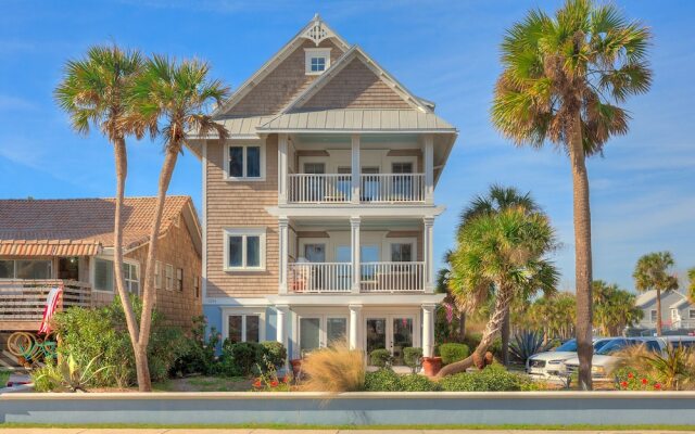 Ground Floor Near the Beach - Sleeps 6 - 2 Bedroom