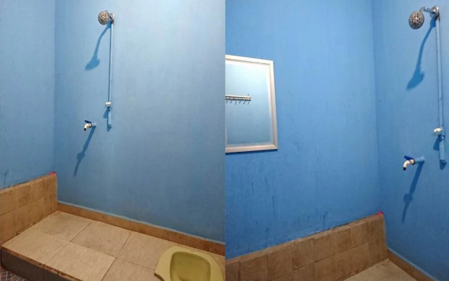 Oyo 2467 Penginapan Dafista
