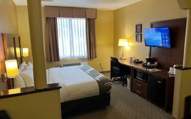 Quality Suites Midland North Loop 250