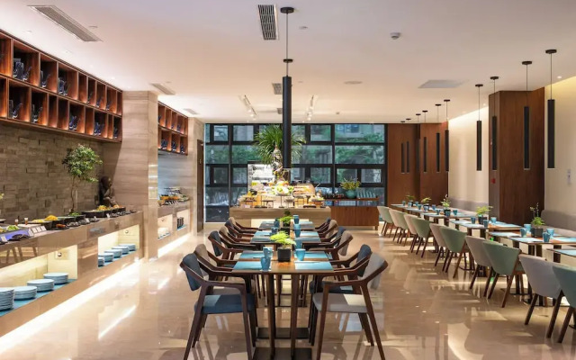 SSAW Boutique Shanghai South Xuhui RiYueGuang