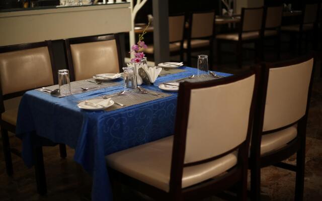 Hotel Royal Benza