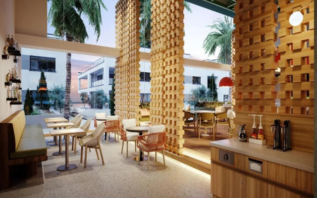 Hyatt Centric Cairo West