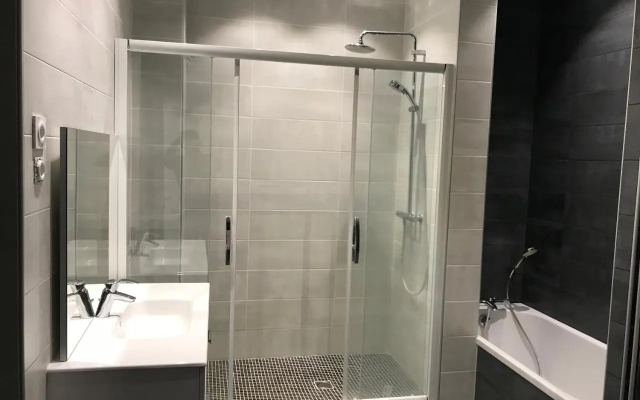 Écrin Haut de Gamme possibilité jacuzzi Hamam