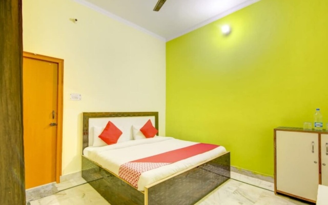 Hotel Moonlight meerut