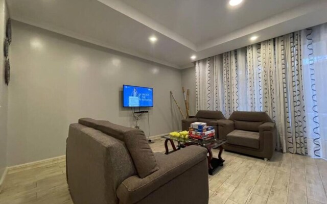 Lovely 3-Bedroom Apartment