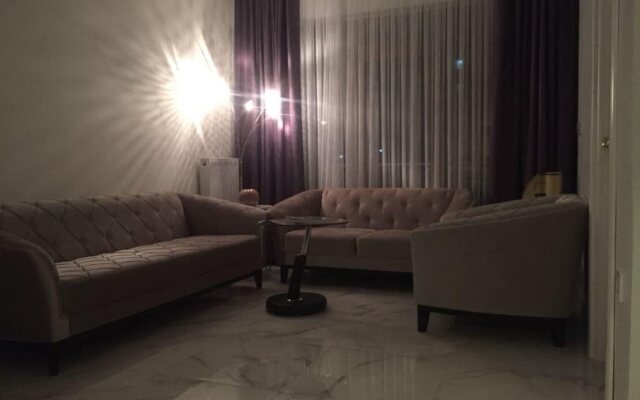 Doctor House Residence