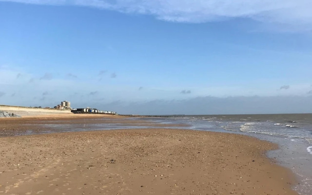 Frinton Escapes