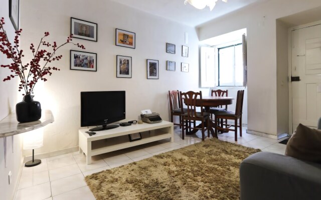 Avenida Liberdade Typical by Homing