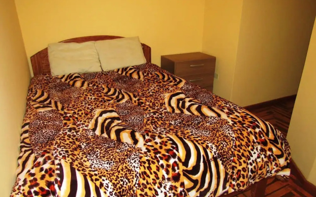 Amigos Del Mundo Guesthouse
