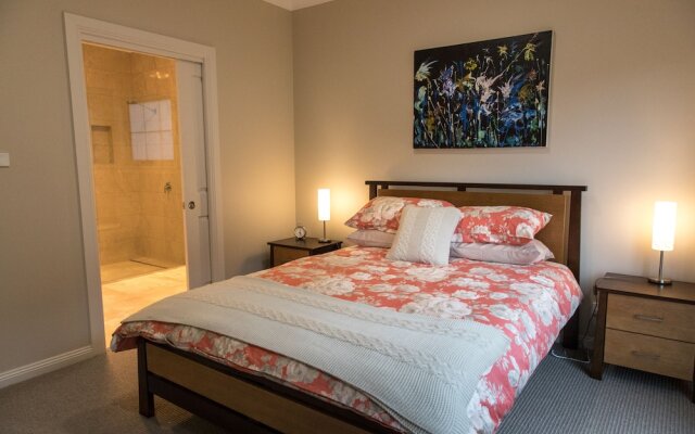 Mountain Blue Guest Accommodation