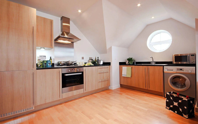 Berkshire Rooms - Wokingham