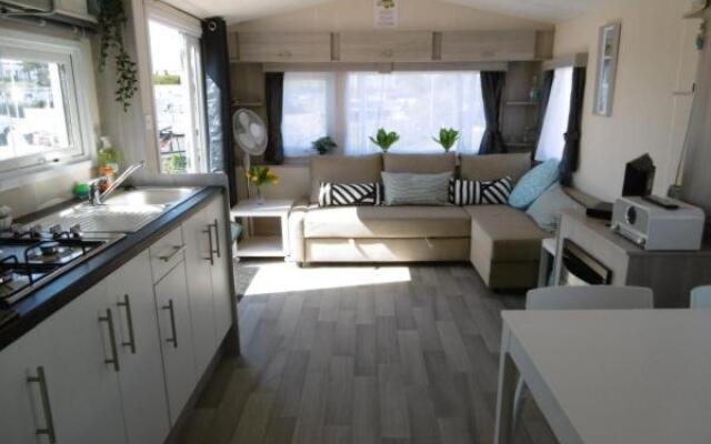 Chalet Joleen IJmuiden aan zee, vlakbij het strand