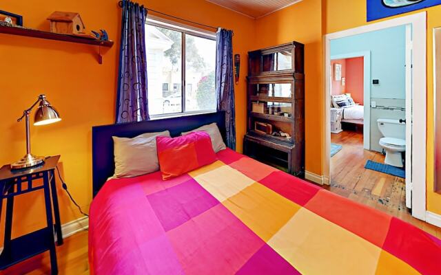 224 W Micheltorena Street House