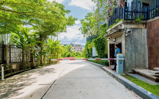 Emerald Terrace Patong by Chattha