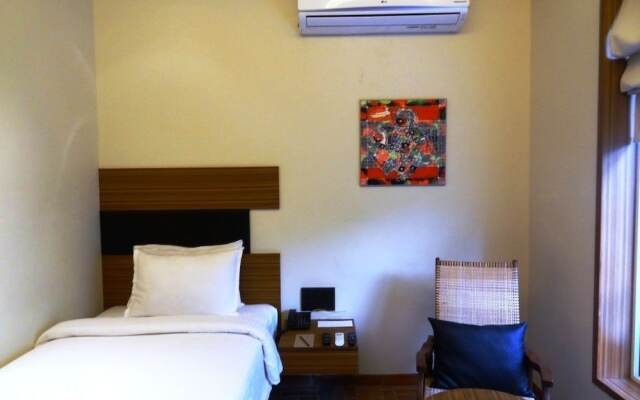 Hotel Illam