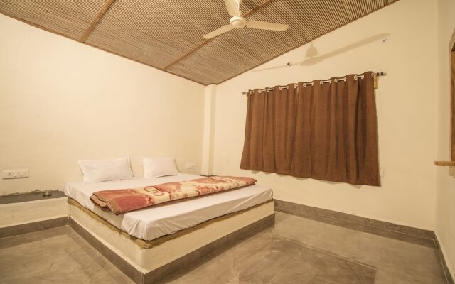 WOW STAYZ2 Pachmarhi Foothill Cottages