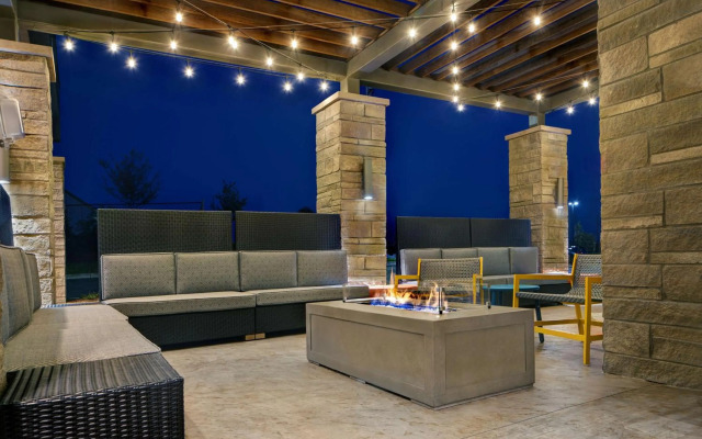 Home2 Suites Asheville Airport