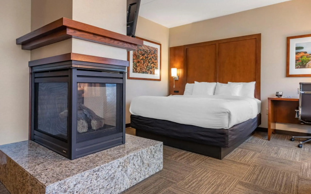 Lift Bridge Lodge, Ascend Hotel Collection