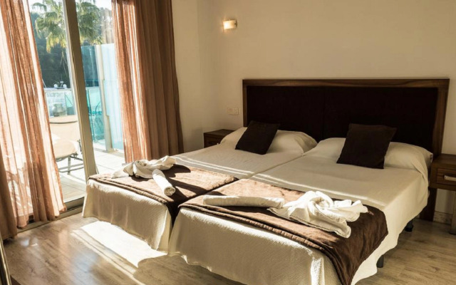 Portodrach Aparthotel & Suites