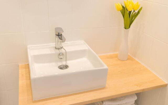 Moderno apartamento en Calan Bosch- C10