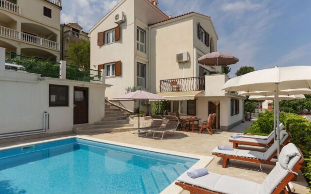 Holiday Home Villa Anita
