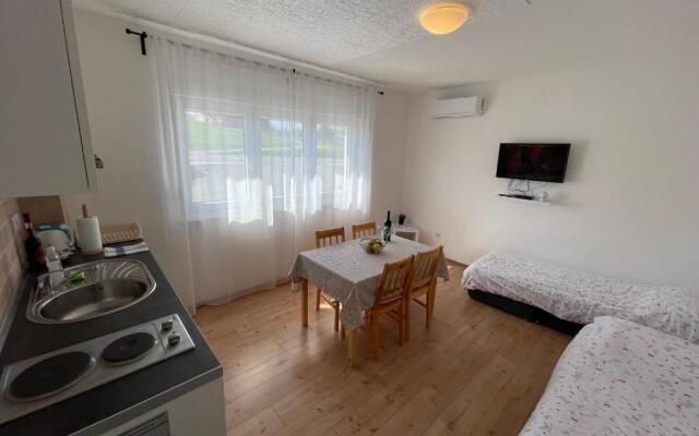 Apartments & Room Vip