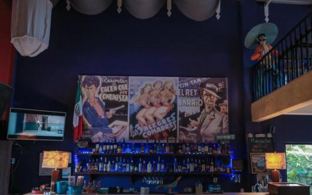 Gallo Azul, Downtown Loft Style Apartment