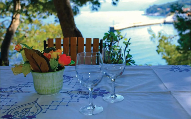 Holiday home Prigradica bb