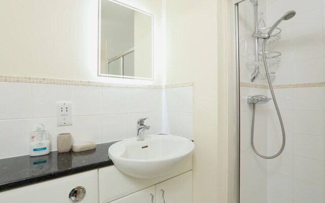8 Thurlestone Beach