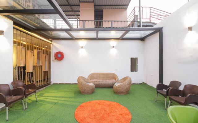 Hotel Mm Inn by OYO Rooms