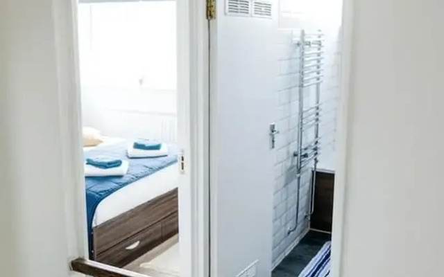 Three Bed London Apartment