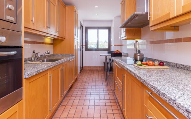 29736 - Beachside Apartment