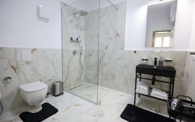 Vila Ferdinand Modern Rooms In Tirana