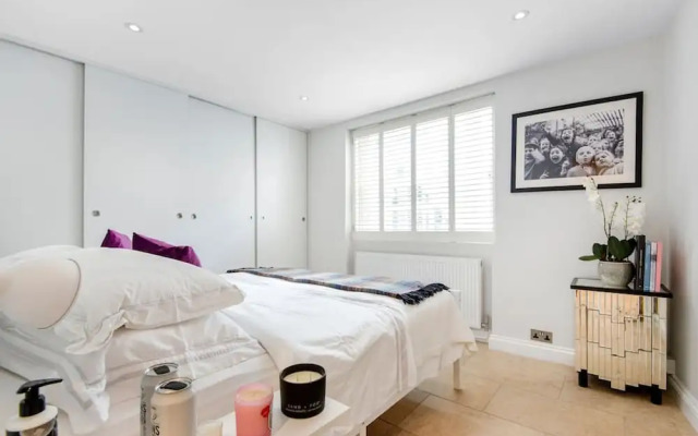 Miss Westside Story - by Out of Office Lifestyle