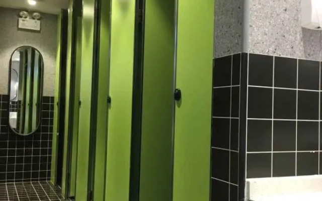 YeSuXiaoXing Youth Hostel