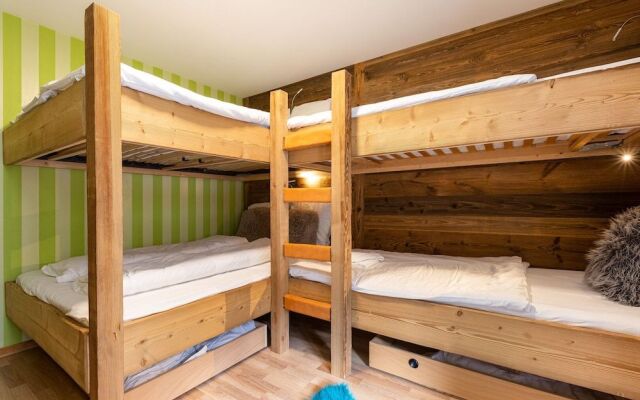 App Les Rocailles 9 Family Retreat With Sauna