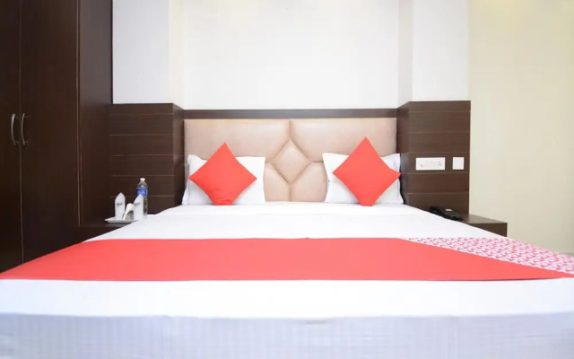 OYO 33009 Hotel Nido