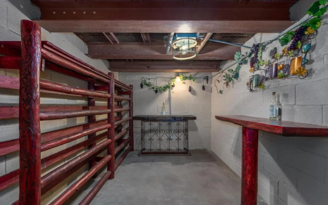 @ Marbella Lane - Perfect Desert Escape