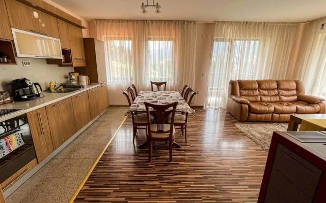 Villa Orpheus