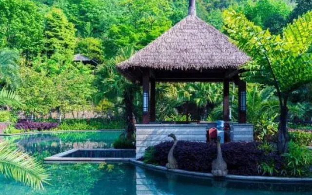 Lutang Hot Spring Resort