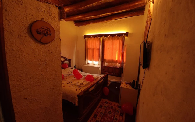 Unicorn Cave Hotel