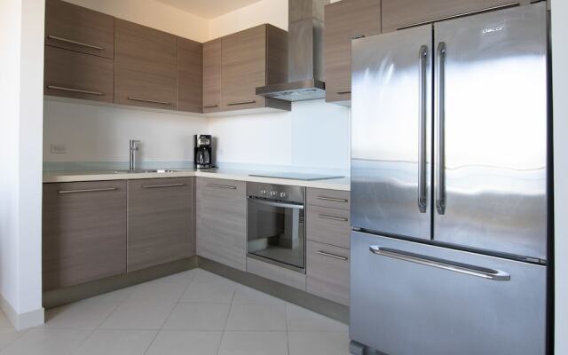 Blue Mall Residence Condos