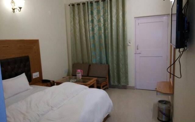 Hotel Ambika Bliss
