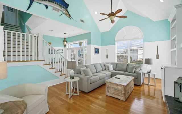 Beach House - Lazy Lagoon by PHG