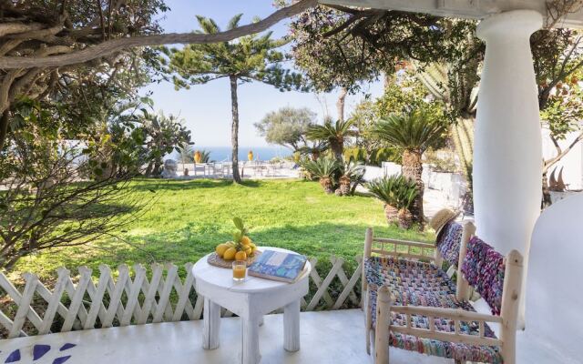 Ravino Secret Retreat